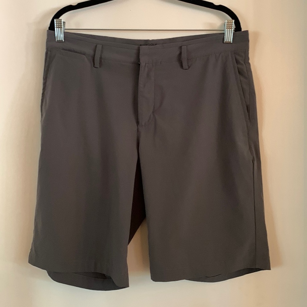 Nike Golf Dri-Fit Shorts 33